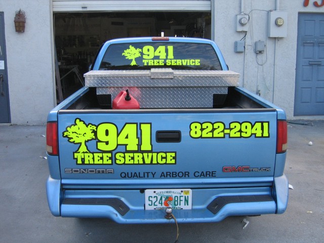 Vehicle Lettering & Graphics for 941 Tree Service. CLICK HERE to return to main portfolio page.