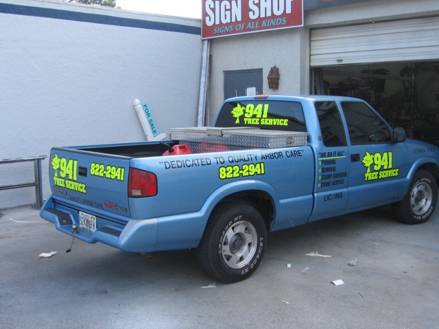 Vehicle Lettering & Graphics for 941 Tree Service. CLICK HERE to return to main portfolio page.